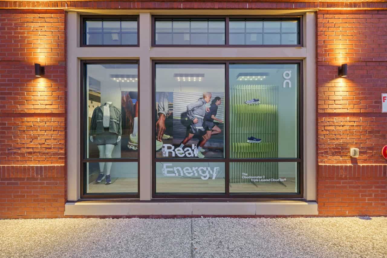 Perfect Pantone Match for On Running Displays.